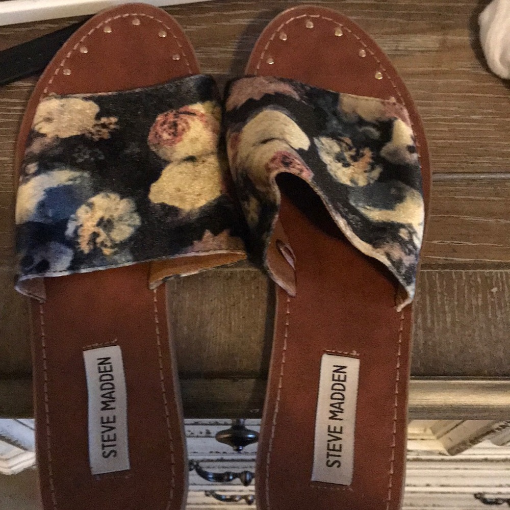 steve madden slip ons